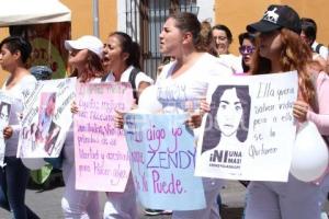 MANIFESTACIÓN ALUMNOS ENFERMERÍA