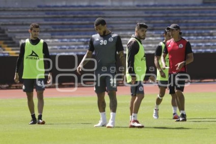 LOBOS BUAP . ENTRENAMIENTO