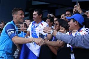 CLUB PUEBLA . PRESENTACIÓN UNIFORMES