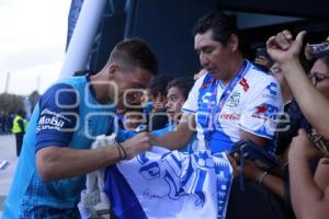 CLUB PUEBLA . PRESENTACIÓN UNIFORMES