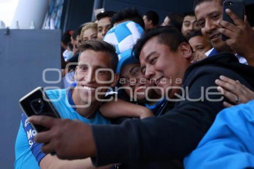 CLUB PUEBLA . PRESENTACIÓN UNIFORMES