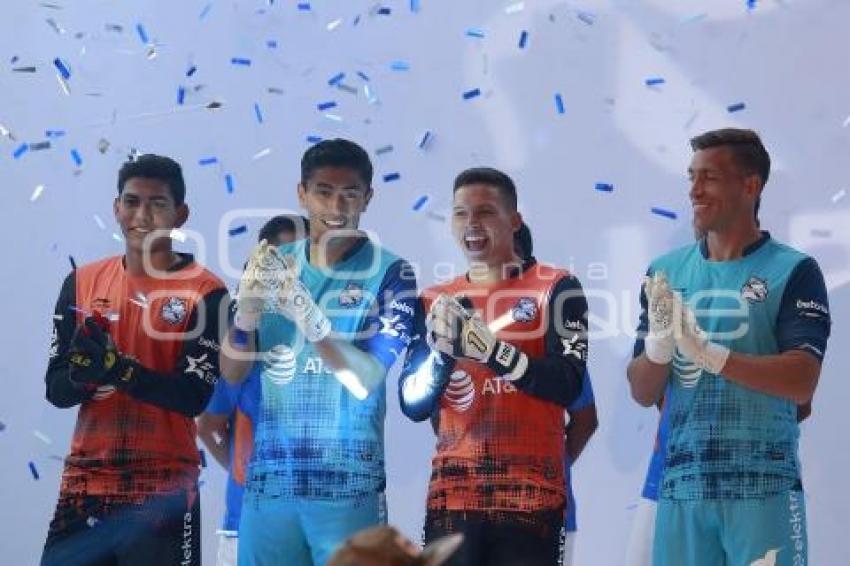 CLUB PUEBLA . PRESENTACIÓN UNIFORMES