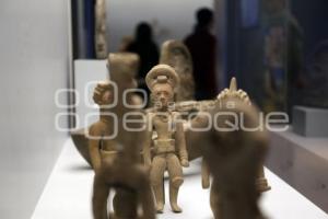 NOCHE DE MUSEOS