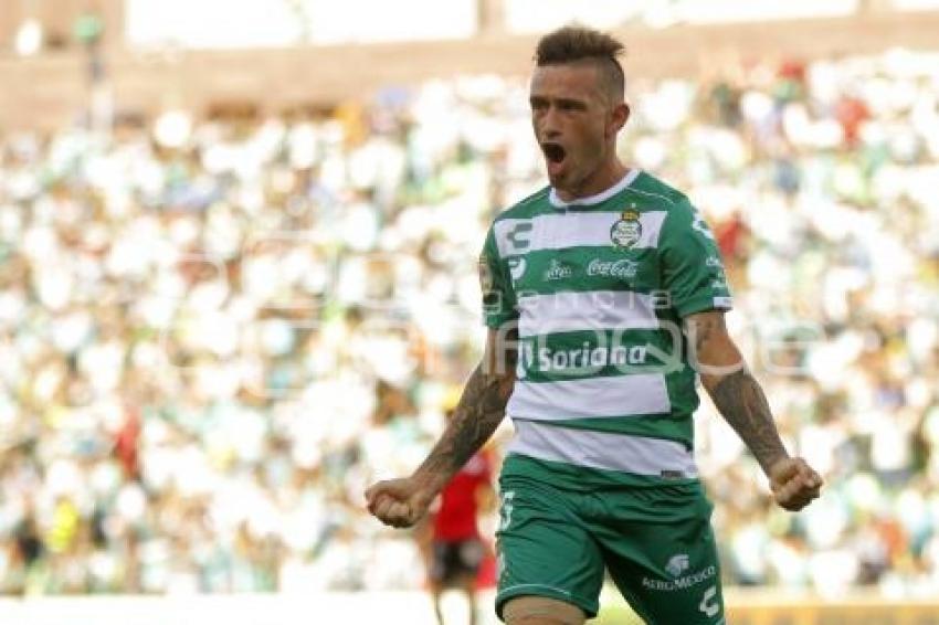 FUTBOL . SANTOS VS LOBOS