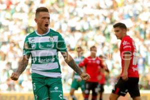 FUTBOL . SANTOS VS LOBOS