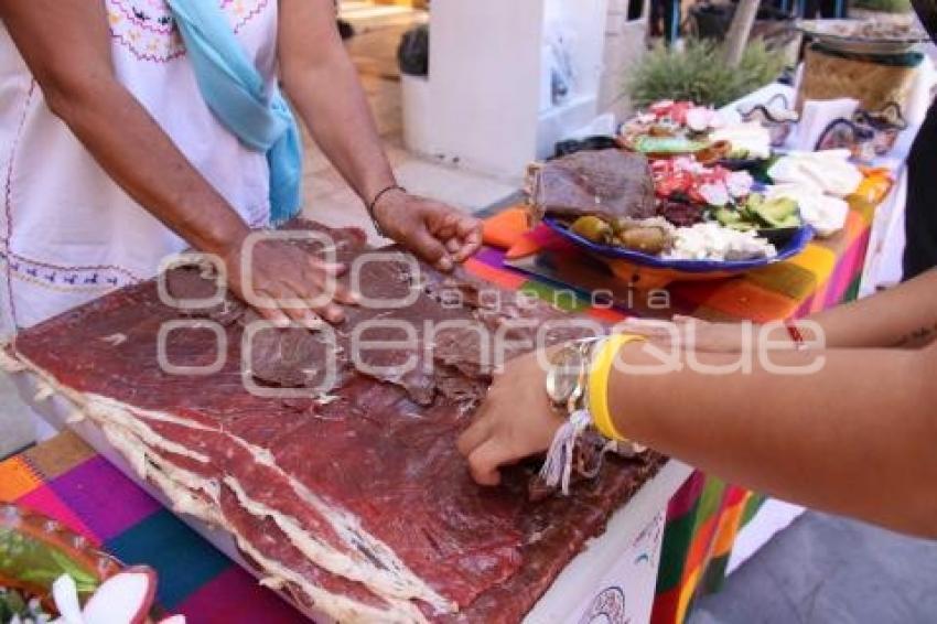 ATLIXCO . FERIA DE LA CECINA