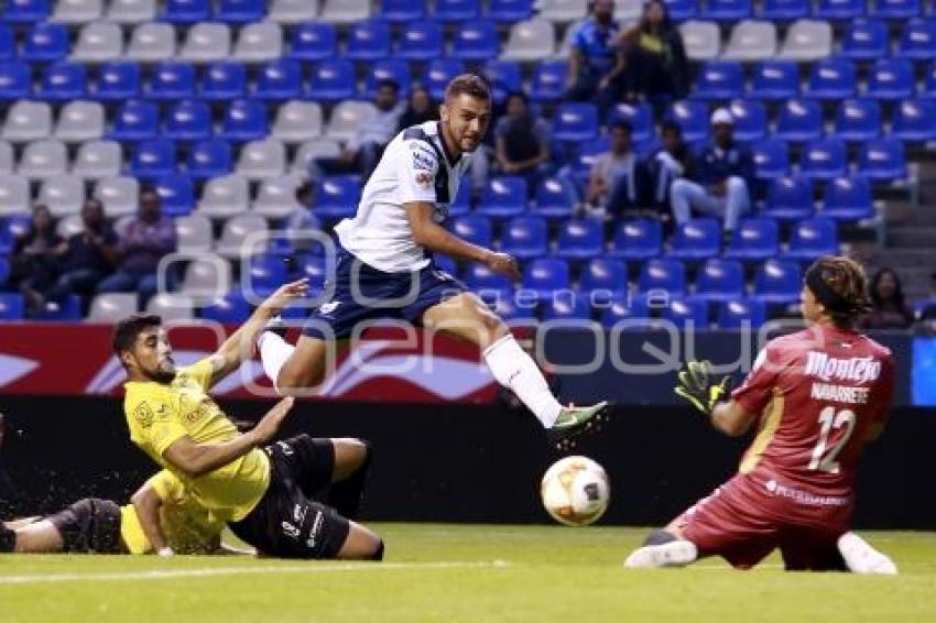 FÚTBOL . CLUB PUEBLA VS VENADOS