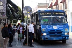 TRANSPORTE PÚBLICO . 11 ORIENTE - PONIENTE