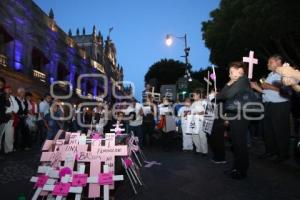 FEMINICIDIO . MARCHA SILENCIOSA