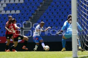 FÚTBOL FEMENIL . CLUB PUEBLA VS LOBOS BUAP