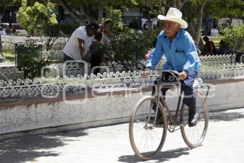 CALOR . ACATLÁN DE OSORIO