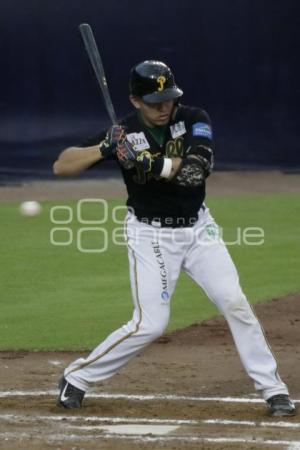 BÉISBOL . PERICOS VS LEONES