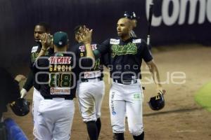 BÉISBOL . PERICOS VS LEONES