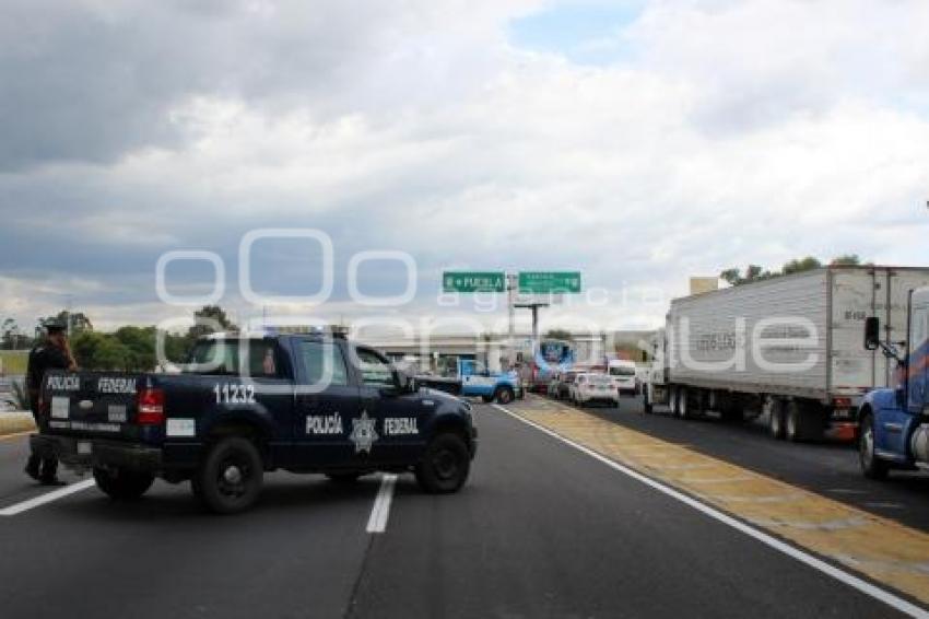 BLOQUEO AUTOPISTA