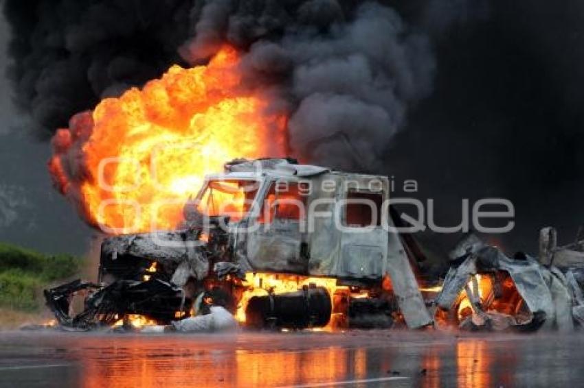 BLOQUEO AUTOPISTA