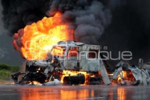 BLOQUEO AUTOPISTA