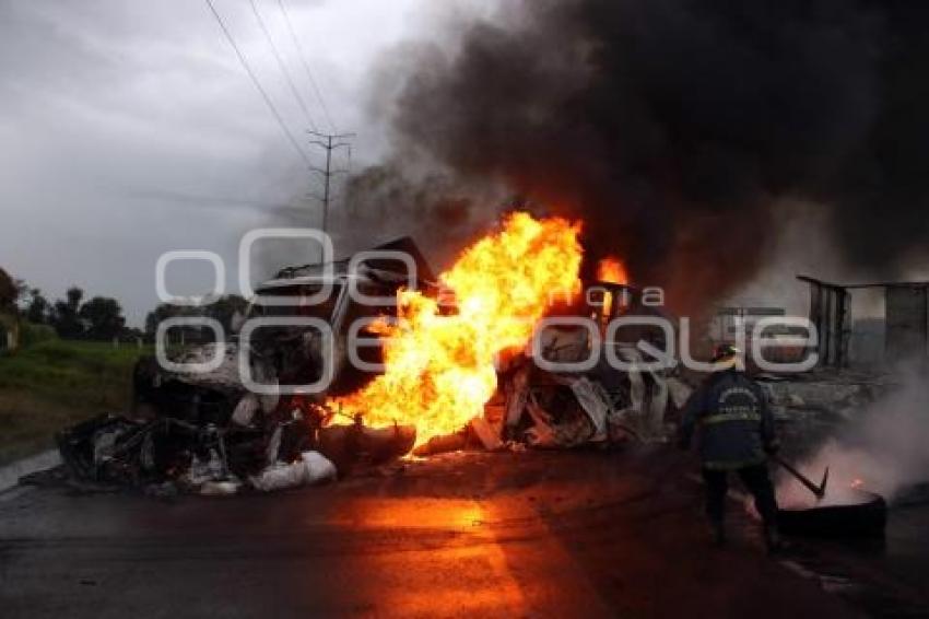 BLOQUEO AUTOPISTA