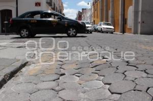 BACHES Y ADOQUINES