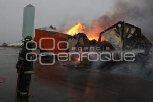 BLOQUEO AUTOPISTA