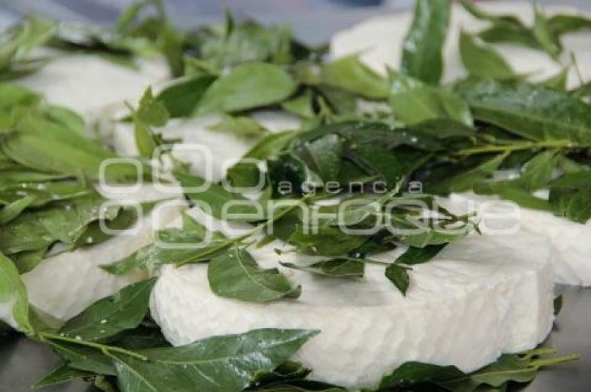 TONANTZINTLA . FERIA DEL QUESO