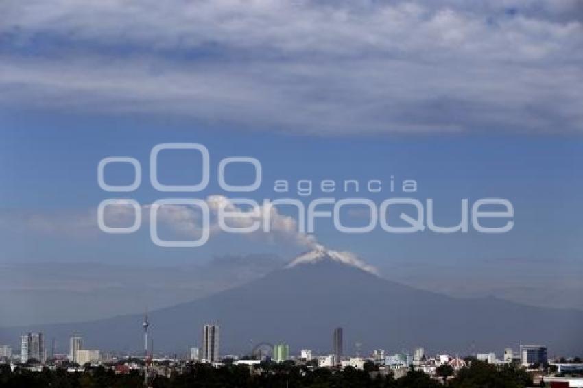 FUMAROLA . POPOCATÉPETL