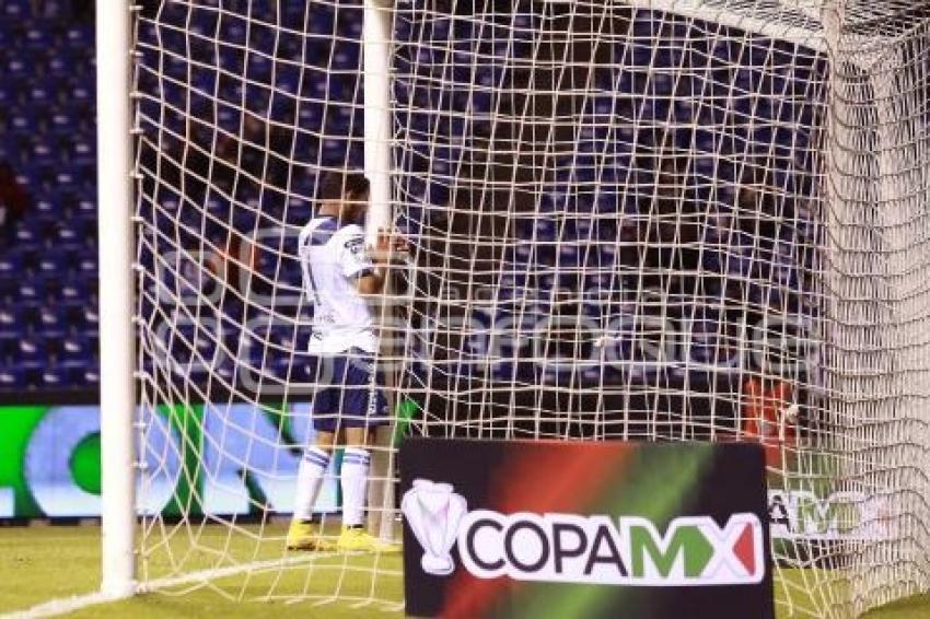 FUTBOL . CLUB PUEBLA VS MONTERREY