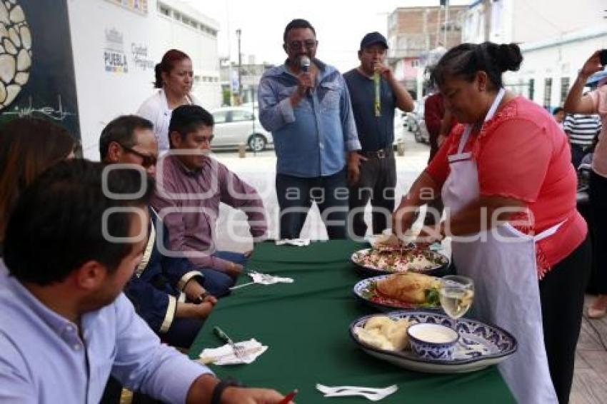 CHILE EN NOGADA . LA LIBERTAD