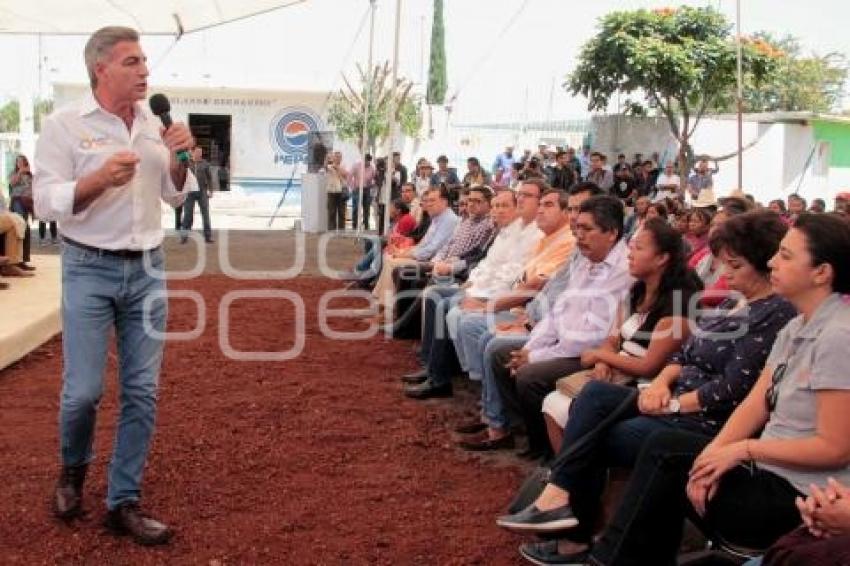 HUAQUECHULA . ENTREGA DE VIVIENDAS