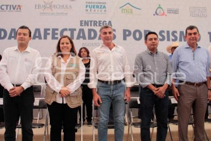 HUAQUECHULA . ENTREGA DE VIVIENDAS