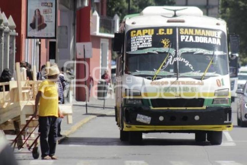 TRANSPORTE PÚBLICO