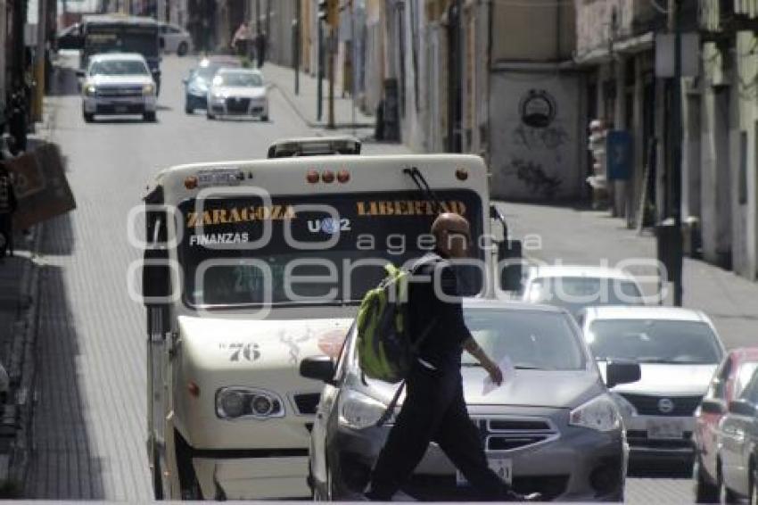 TRANSPORTE PÚBLICO