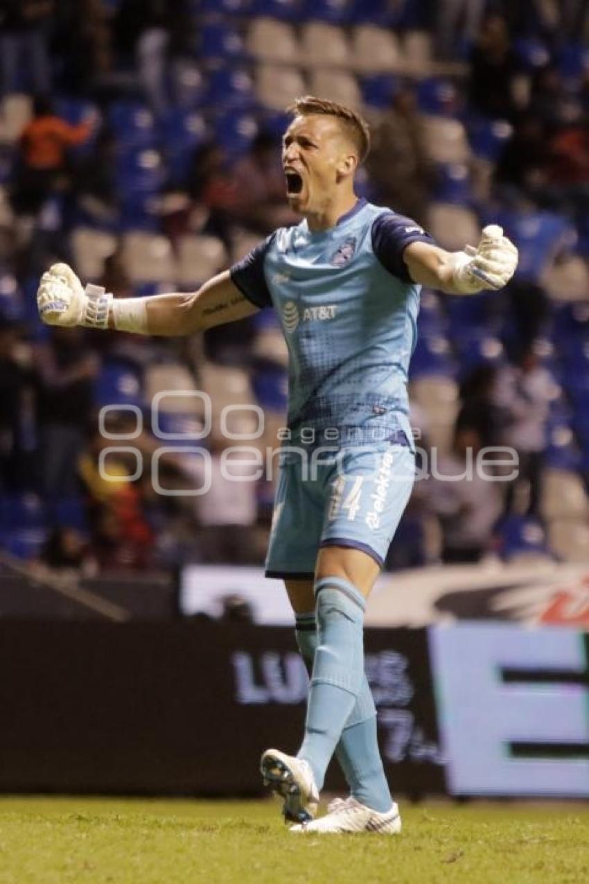 FUTBOL . CLUB PUEBLA VS MONTERREY