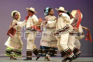 MUESTRA ESTATAL DANZA FOLKLÓRICA