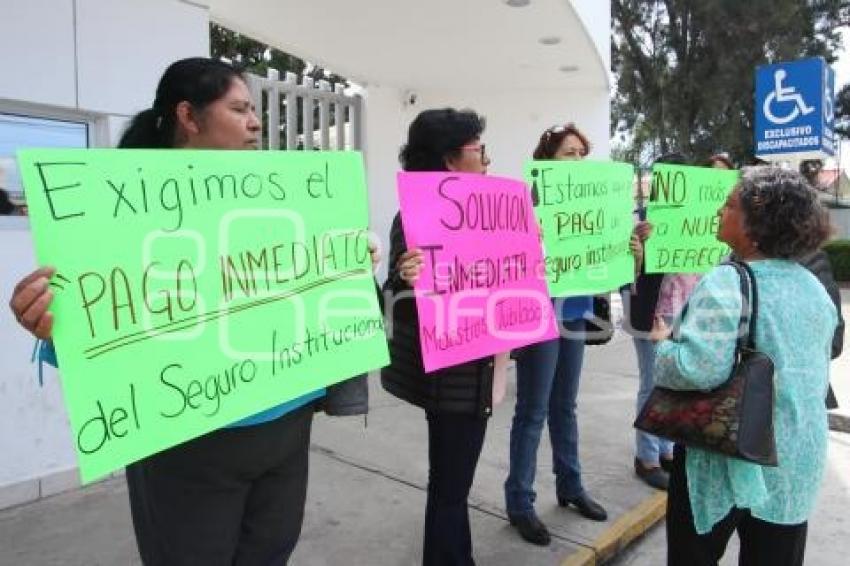 MANIFESTACIÓN MAESTROS JUBILADOS