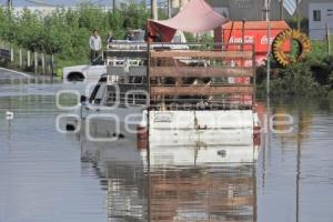 INUNDACIÓN AUTOPISTA