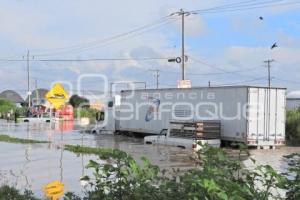 INUNDACIÓN AUTOPISTA