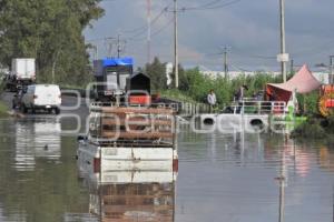 INUNDACIÓN AUTOPISTA