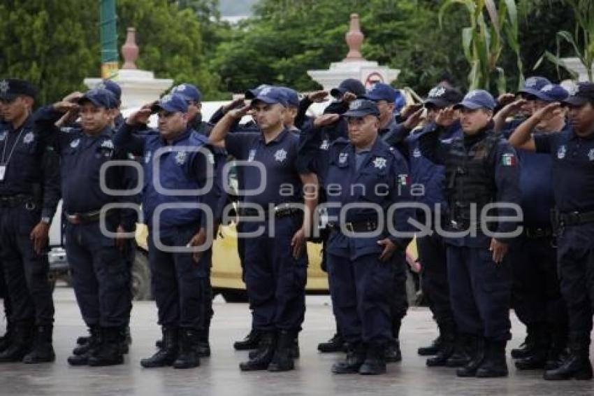 CEREMONIA NIÑOS HÉROES . ACATLÁN