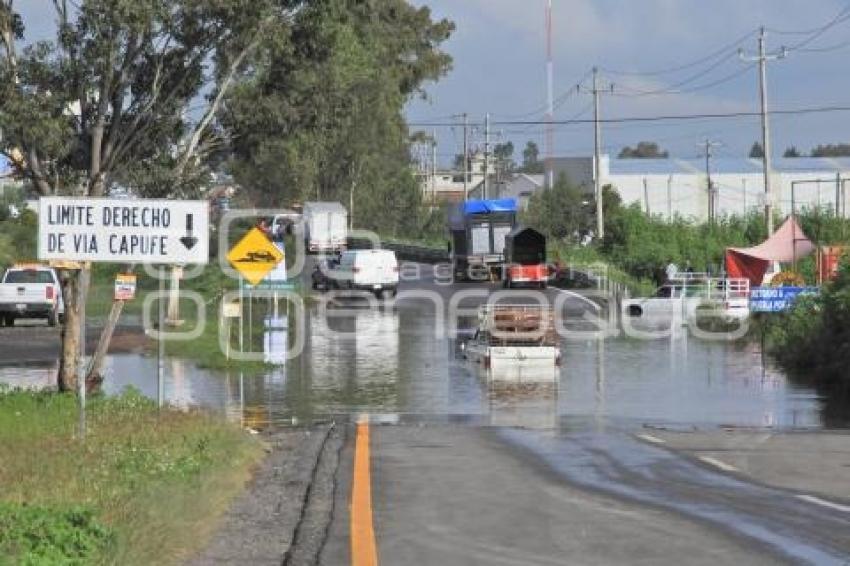 INUNDACIÓN AUTOPISTA