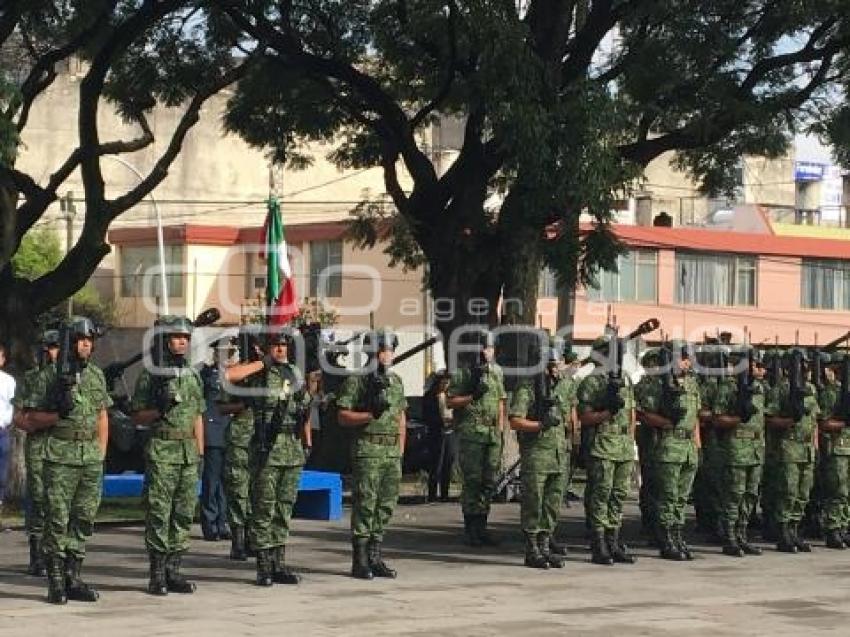 CEREMONIA NIÑOS HEROES