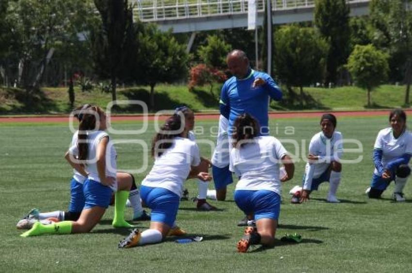 ENTRENAMIENTO CLUB PUEBLA FEMENIL