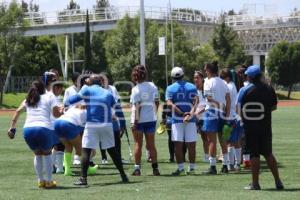 ENTRENAMIENTO CLUB PUEBLA FEMENIL