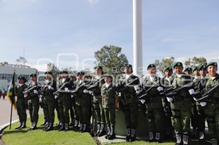 SOLDADO POR UN DÍA