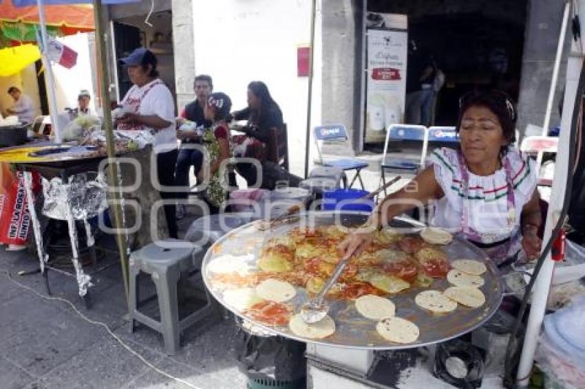 FIESTAS PATRIAS . VERBENA POPULAR