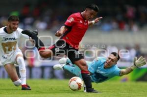 FÚTBOL . PUMAS VS LOBOS BUAP