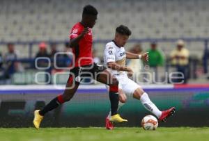 FÚTBOL . PUMAS VS LOBOS BUAP