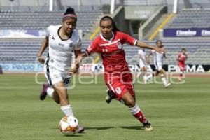 FUTBOL FEMENIL . LOBOS BUAP VS TOLUCA