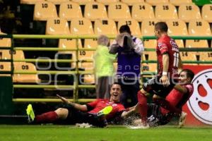 FÚTBOL . LEÓN VS LOBOS BUAP