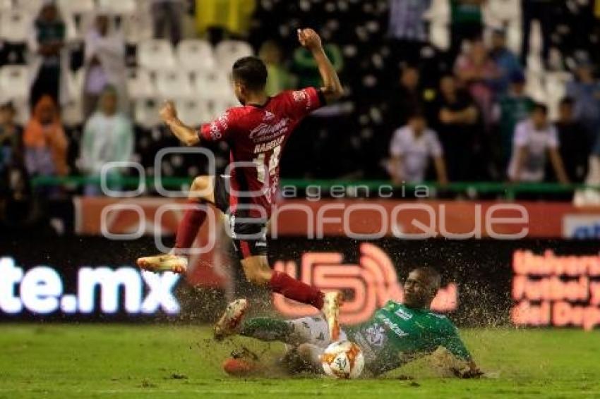 FÚTBOL . LEÓN VS LOBOS BUAP