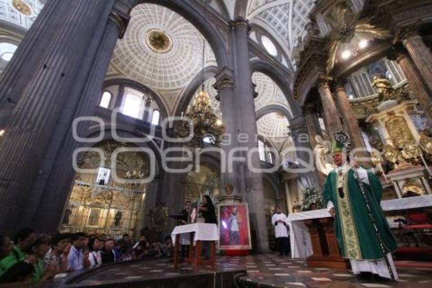 MISA DOMINICAL . CATEDRAL